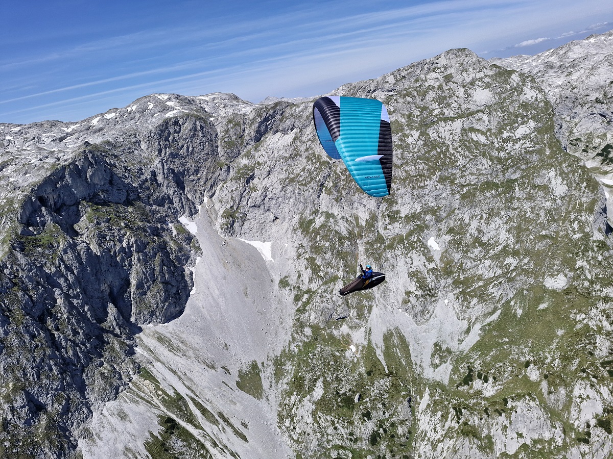 Flug vor dem Tennengebirge